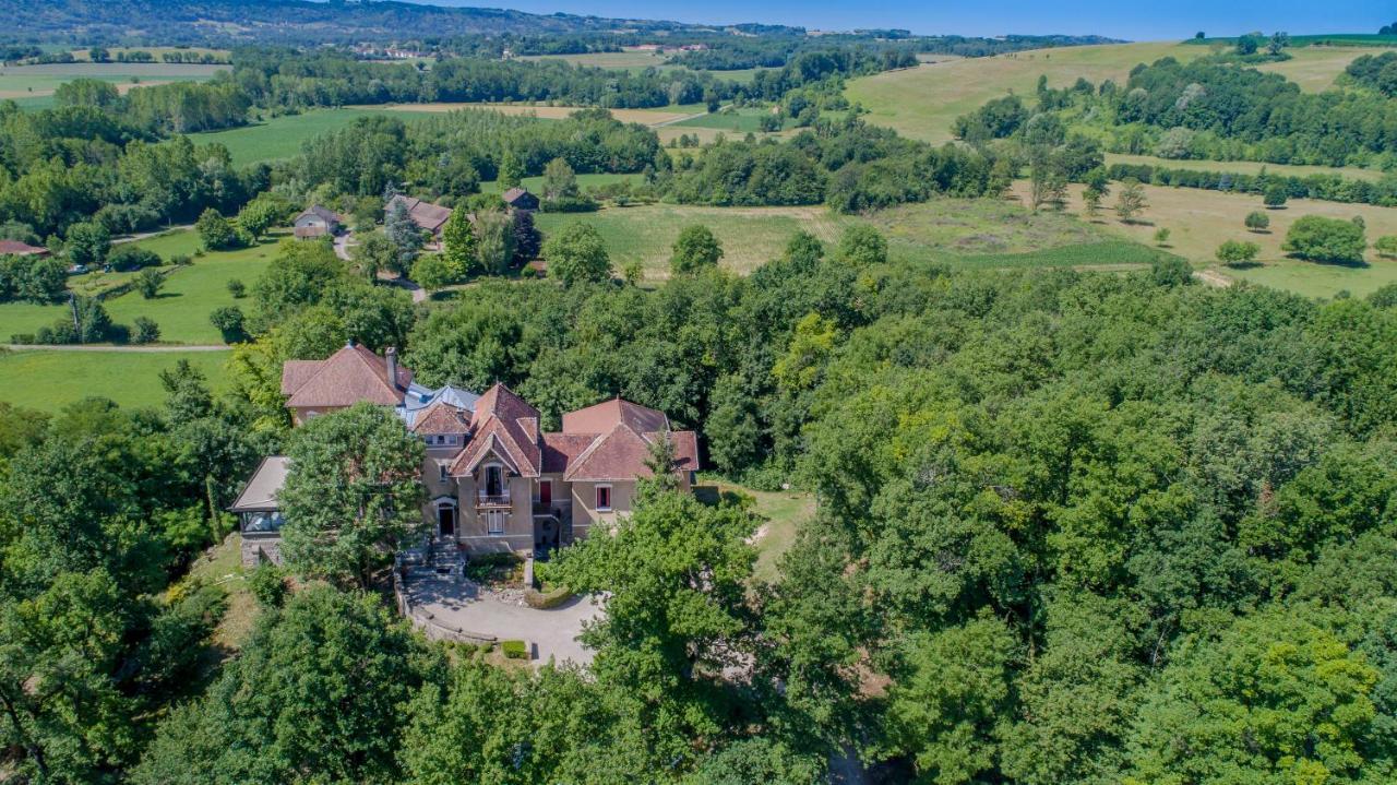 La Garenne De Morestel Екстериор снимка