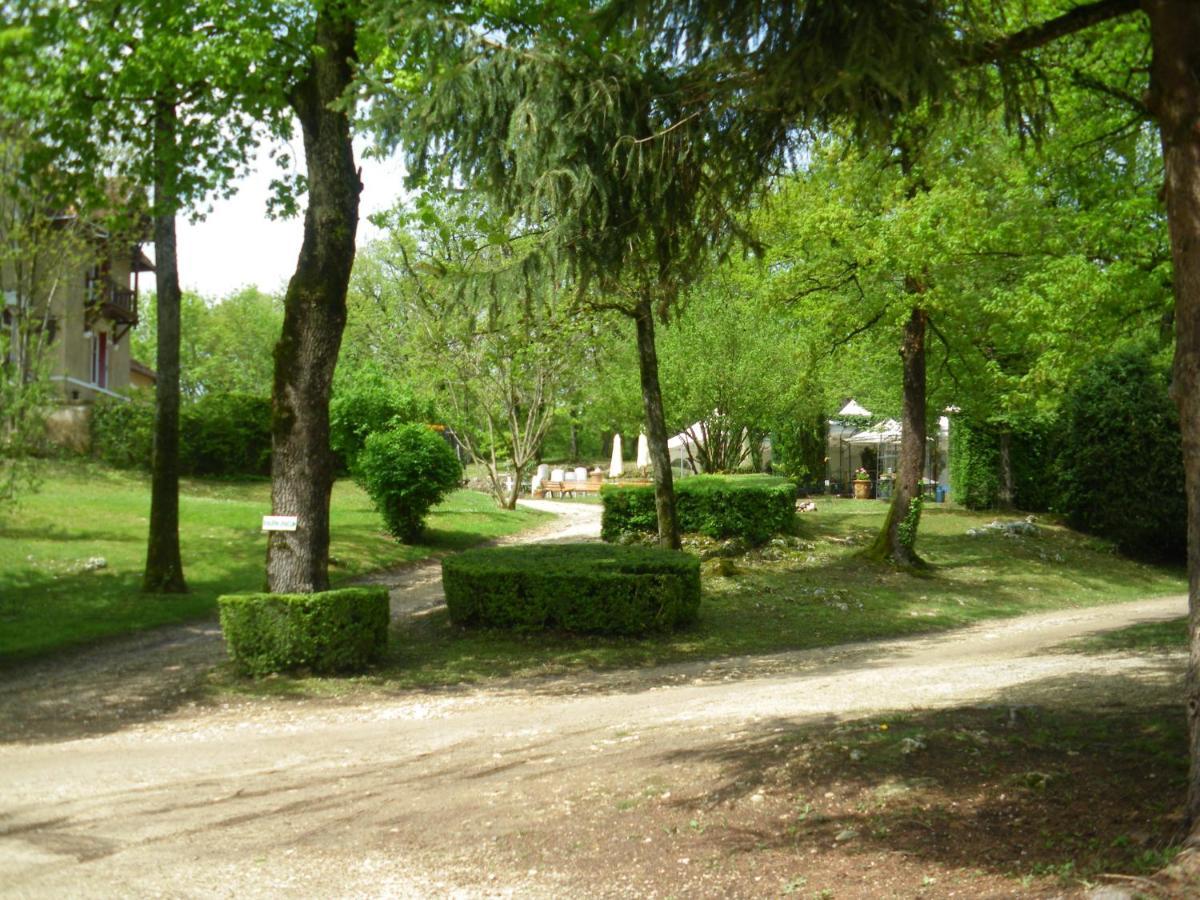 La Garenne De Morestel Екстериор снимка