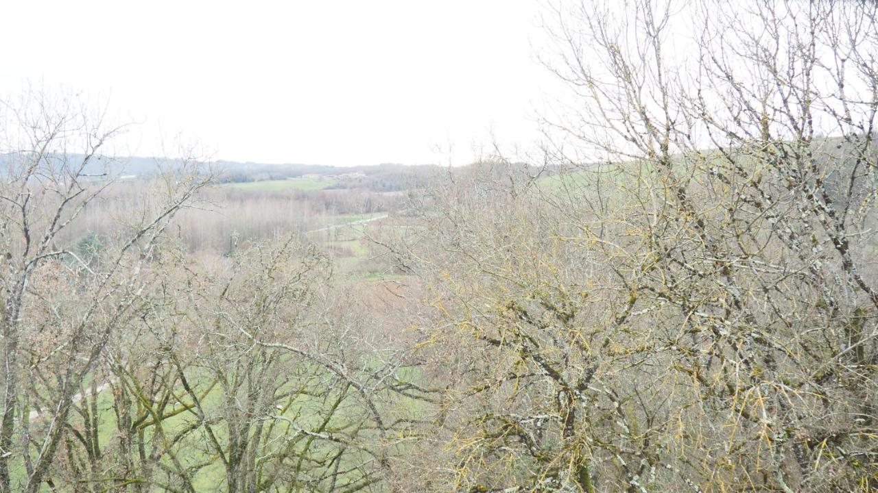 La Garenne De Morestel Екстериор снимка